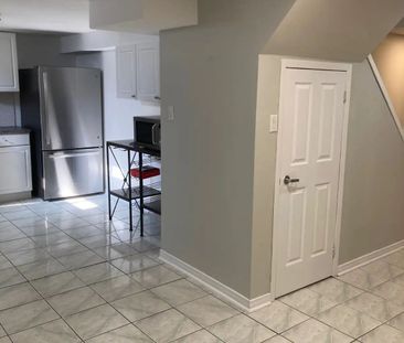 For Lease - 154 Fifefield Drive Unit# Basement, Vaughan, Ontario - Photo 1