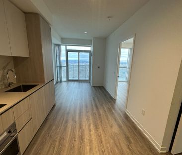 For Lease - 8 Interchange Way Unit# 5305, Vaughan, Ontario - Photo 6