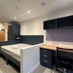 St. Peters Street, Canterbury, CT1 2WW, Kent - Photo 3