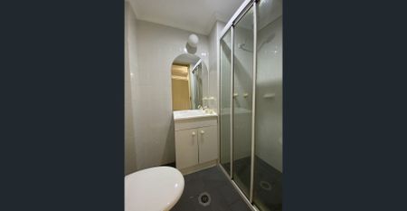 MODERN, SPACIOUS & EXCEPTIONAL! - Photo 5