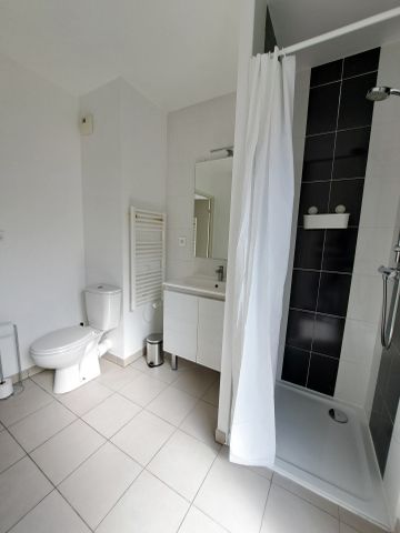 Location Appartement 1 pièce 23m² TOULON 83000 - Photo 4