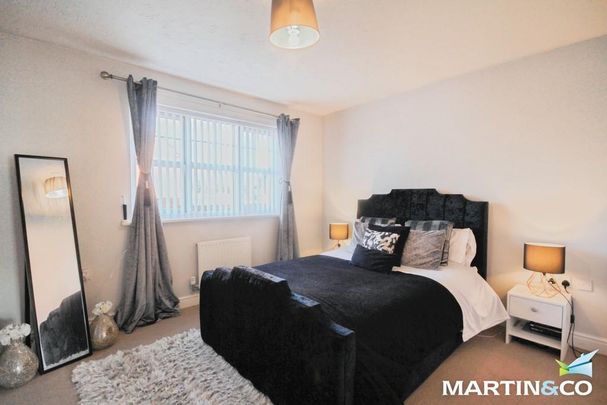 3 bedroom semi-detached house to rent - Photo 1