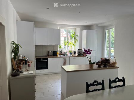 Charmant appartement de 4,5 pièces au centre de Sierre - Photo 4