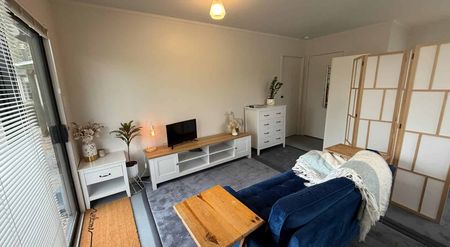 Self Contained Fully Furnished Rural Unit - Photo 3