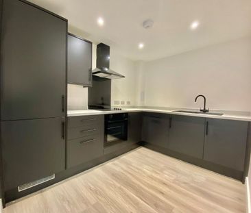 2 bedroom apartment - Photo 3