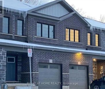 71 WOODEDGE CIRCLE — 4 Bedroom - Photo 1