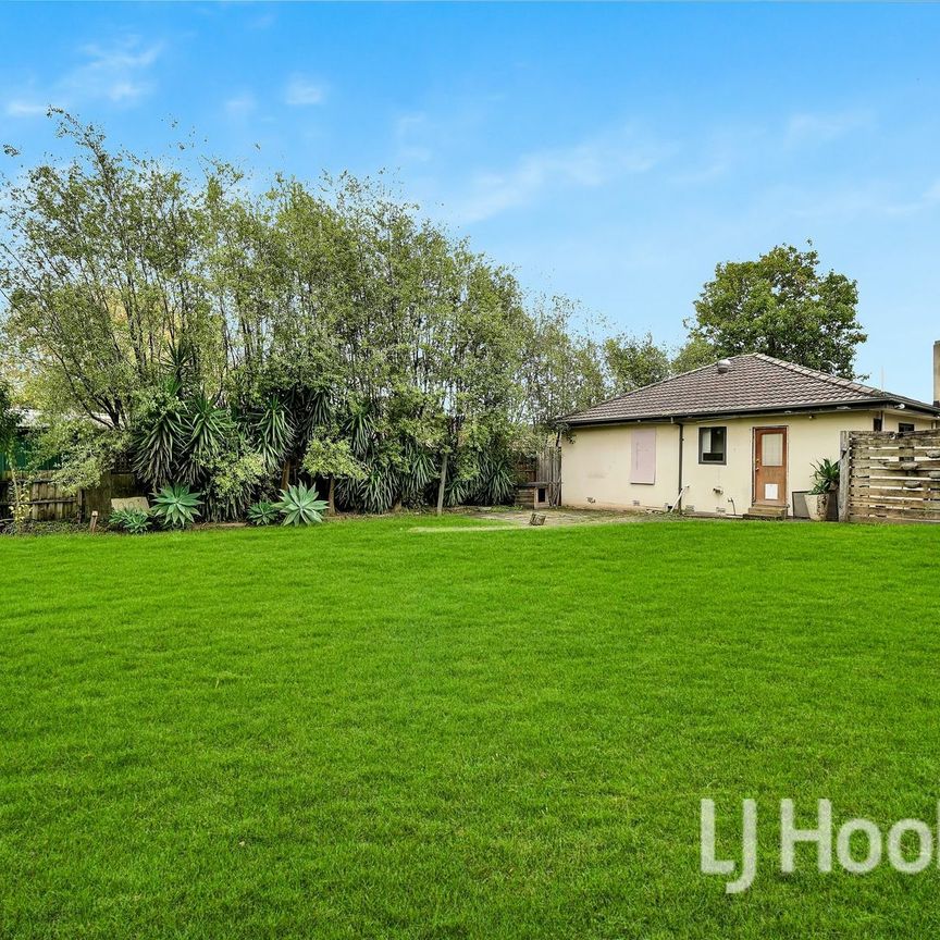 Spacious 3-Bedroom House for Lease! - Photo 1