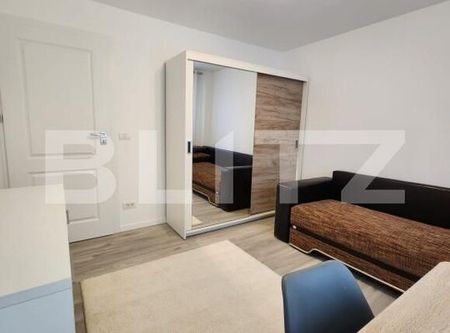 Apartament de inchiriat, 50 mp, 3 camere, zona Consul - Photo 4