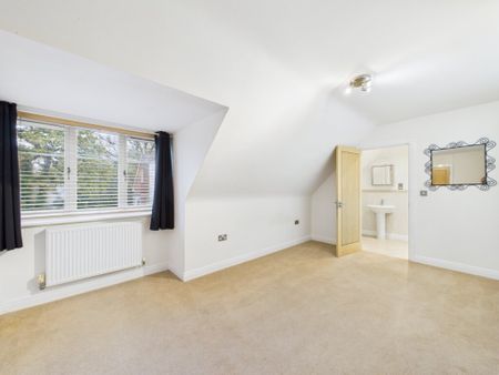 2 bedroom Apartment to rent - Photo 5