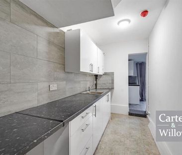 4 bedroom terraced house to rent - Photo 4