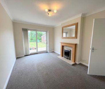 2 bedroom semi-detached bungalow to rent - Photo 2