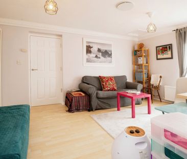 West Lee, Cowbridge Road East, Caerdydd, CF11 - Photo 3