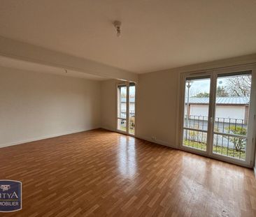 Location Appartement 3 pièces 64m² CHATEAUROUX 36000 - Photo 3