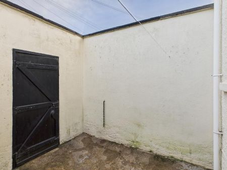 270 Beersbridge Road, Belfast, BT5 4RZ - Photo 3