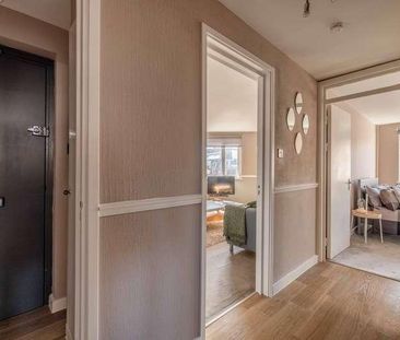 Amberley Place, Windsor, SL4 - Photo 4
