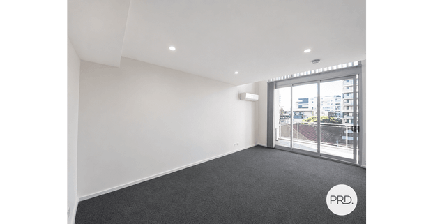 Luxury Single Bedroom Apartment Available - Photo 1
