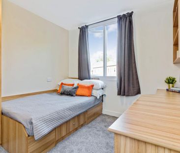 5 bedroom flat to rent - Photo 3