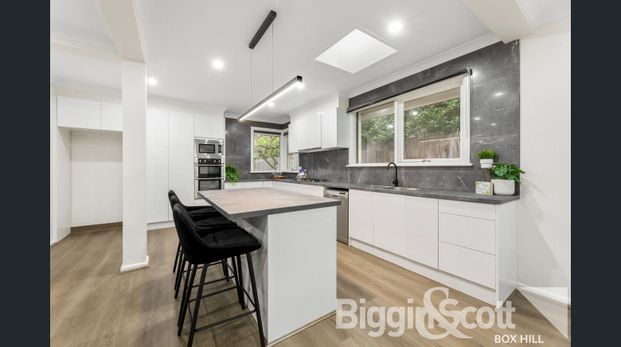 Spacious Five-Bedroom House - Photo 1