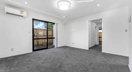 Brand New 5-Bedroom Standalone Home - Photo 5