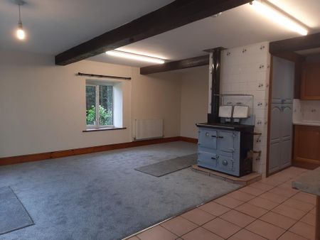 3 bedroom detached house to rent - Photo 2