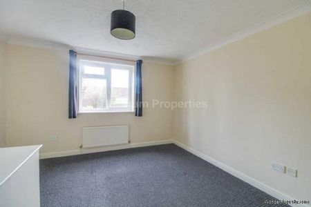 2 bedroom property to rent in Ely - Photo 2