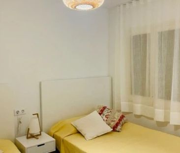 Apartamento de alquiler en Carrer López I Puigcerver, 4, Platja Gran - Photo 5