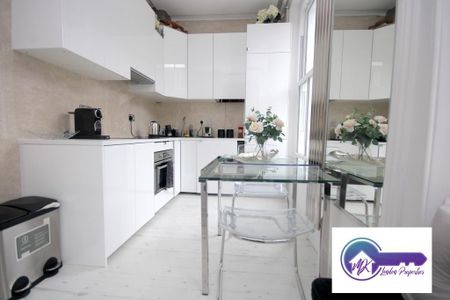 1 Bedroom Room in Flat Share To Rent - Photo 4