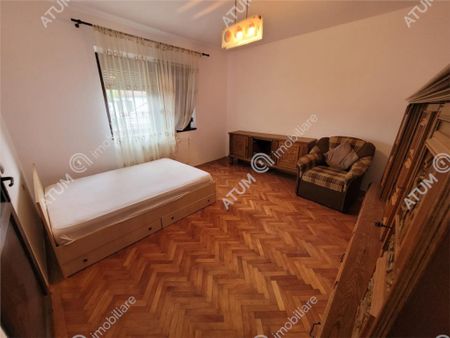 Casa 5 camere si 2 bai in zona Calea Dumbravii din Sibiu - Photo 5