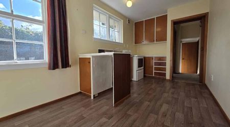 Spacious, Sunny & Super Tidy – A Hidden Gem in St Albans - Photo 2