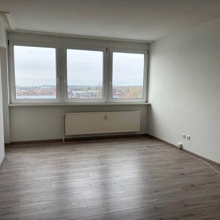 Helle City-Wohnung mit Duschbad und Balkon - Foto 1