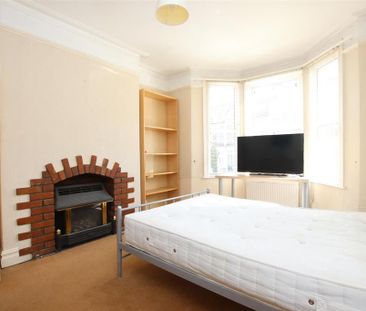 4 bedroom house to rent - Photo 2