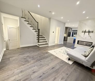 For Lease - 7328 Cork Tree Row, Mississauga, Ontario - Photo 1