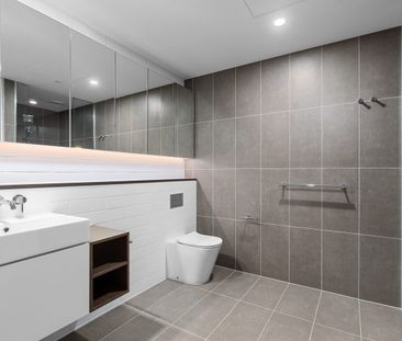 Stylish 1-Bedroom Apartment in Village Avenue, Brunswick East - Photo 4