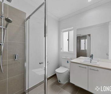 Modern Family Living In Beveridge - Photo 1