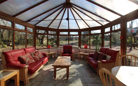 Located in Hambrook is this unique, one of a kind property with 13 bedrooms available for individual student let for September 2025 - Photo 4