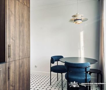 DO WYNAJĘCIA! Stylowe mieszkanie 2 min od Rynku - Фото 5