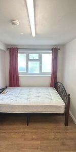 Caernarvon Close, Croydon, CR4 1 - Photo 4