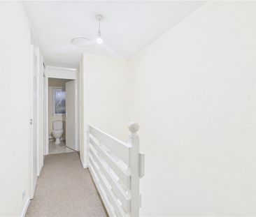 3 Bedroom Semi-detached - Photo 4