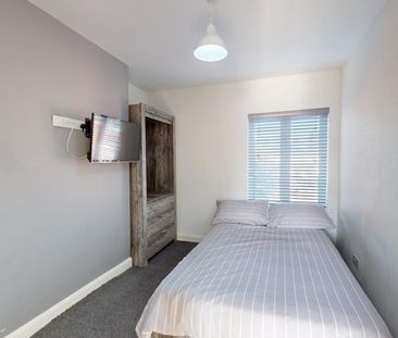 4 bedroom house to rent - Photo 6