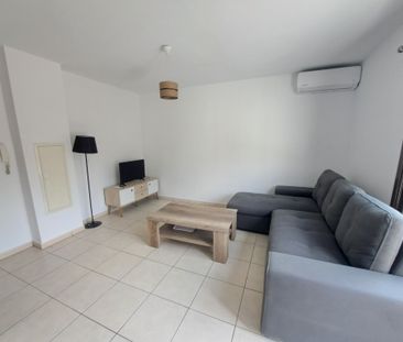 Location Appartement 1 pièce 26m² ST DENIS 97400 - Photo 4