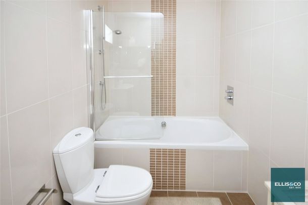 Basing Hill, NW11, Golders Green - Photo 1