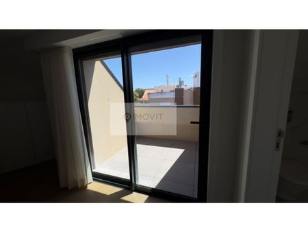 4 room luxury Apartment for rent in Cascais e Estoril, Portugal - Photo 5