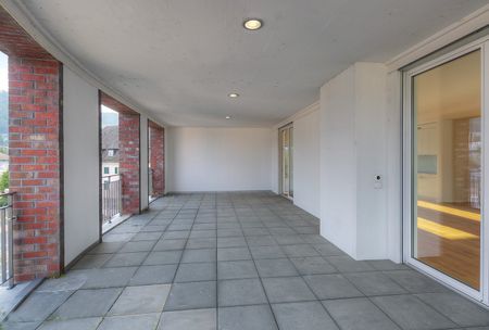 "Leben in luftiger Höhe mit grosszügiger Terrasse 91 m²" - Photo 4