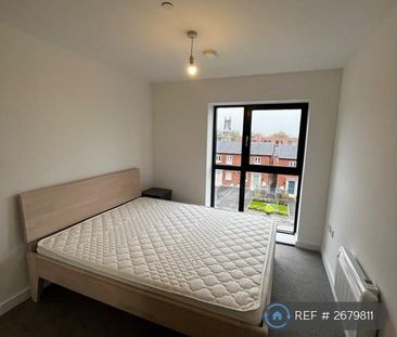 2 bedroom flat to rent - Photo 5