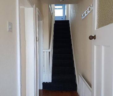 22 Hewitt Parade, Belfast, BT5 6JJ - Photo 4