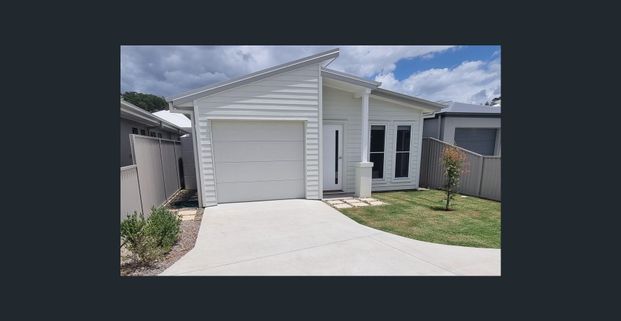 Brand new home, available soon - Photo 1