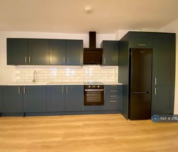 2 bedroom flat to rent - Photo 6