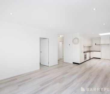 Low maintenance lifestyle situated in the heart of Braybrook - Photo 1