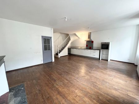 Location Appartement 6 pièces 97m² TARBES 65000 - Photo 4