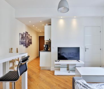 Location Appartement 2 pièces 27m² VILLEFRANCHE SUR MER 06230 - Photo 2